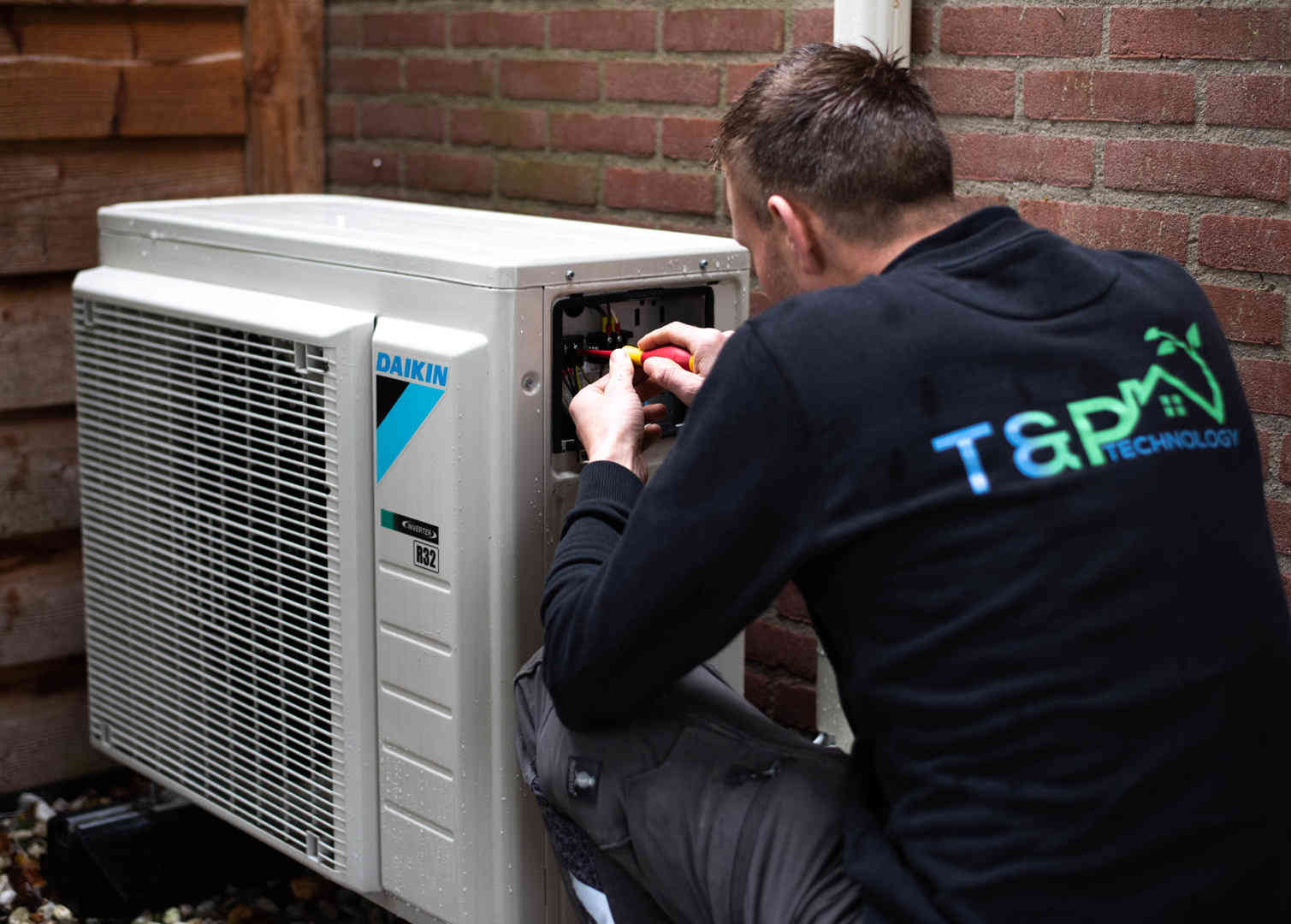 a picture of tptechnology heat pump expert